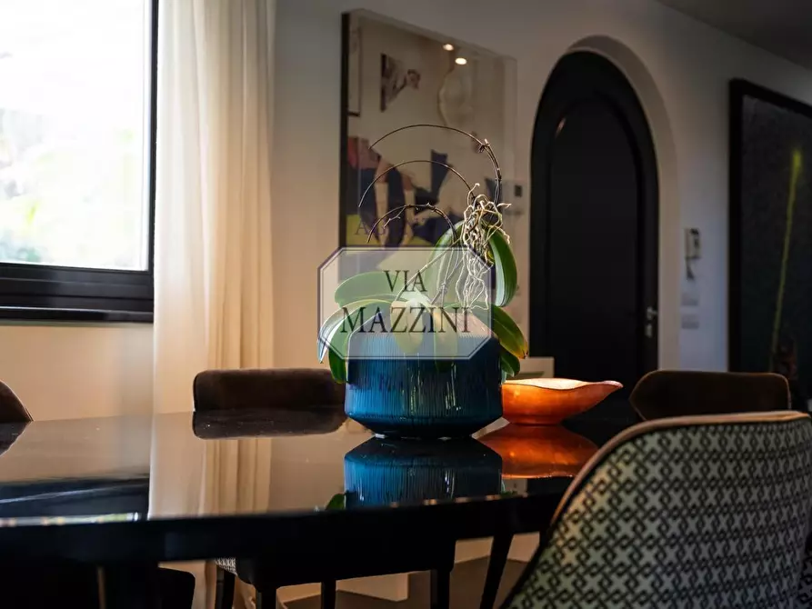 Immagine 39 di Villa in vendita  a Pietrasanta