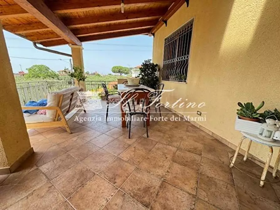 Immagine 24 di Casa indipendente in vendita  a Seravezza