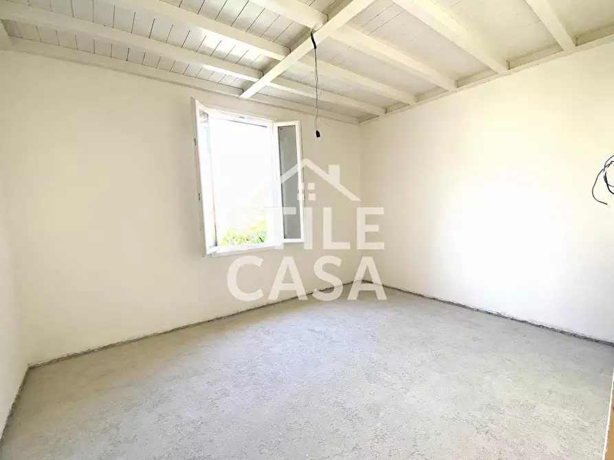 Immagine 10 di Villa in vendita  a Fucecchio
