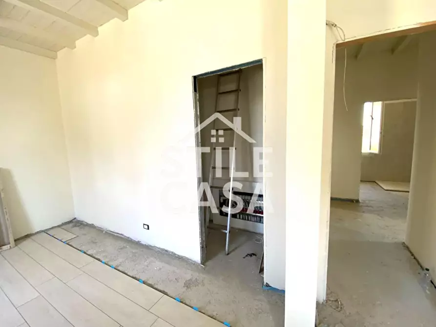 Immagine 18 di Villa in vendita  a Fucecchio