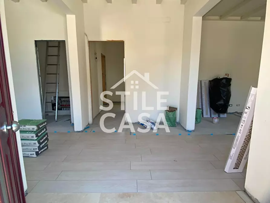 Immagine 27 di Villa in vendita  a Fucecchio