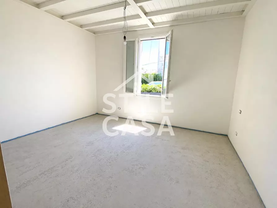 Immagine 7 di Villa in vendita  a Fucecchio