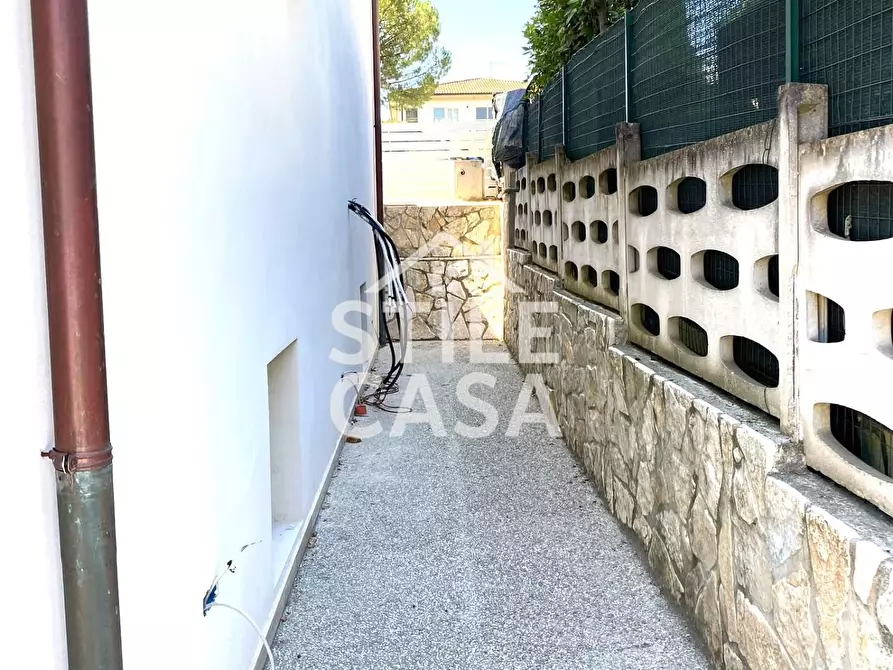 Immagine 5 di Villa in vendita  a Fucecchio