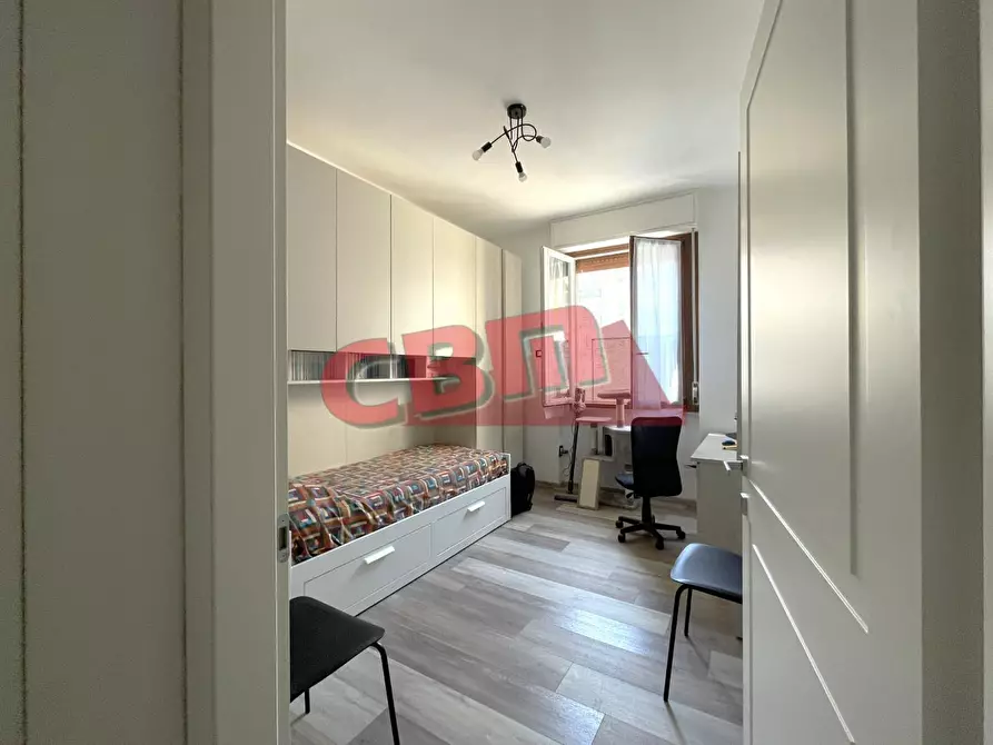 Immagine 18 di Appartamento in vendita  a Livorno
