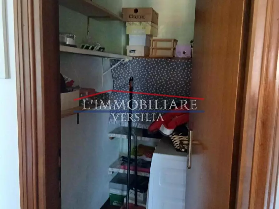 Immagine 22 di Appartamento in vendita  a Massa