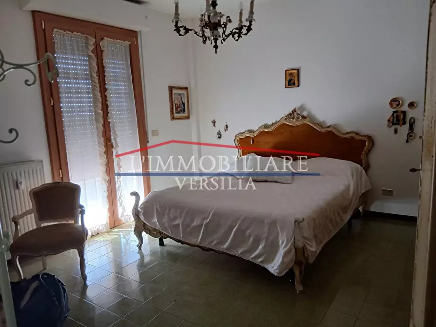 Immagine 26 di Appartamento in vendita  a Massa