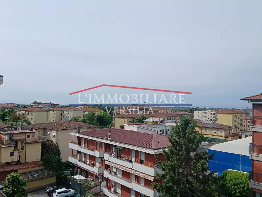Immagine 14 di Appartamento in vendita  a Massa