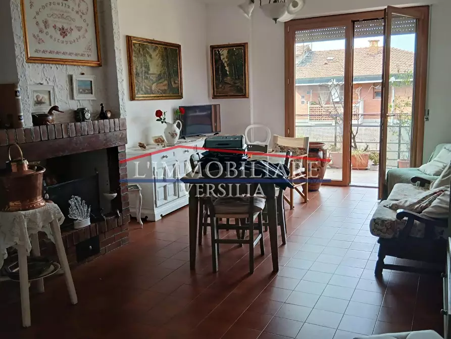 Immagine 16 di Appartamento in vendita  a Massa
