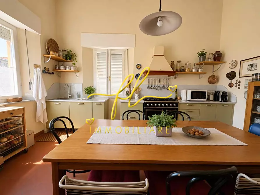 Immagine 5 di Appartamento in vendita  a Pomarance