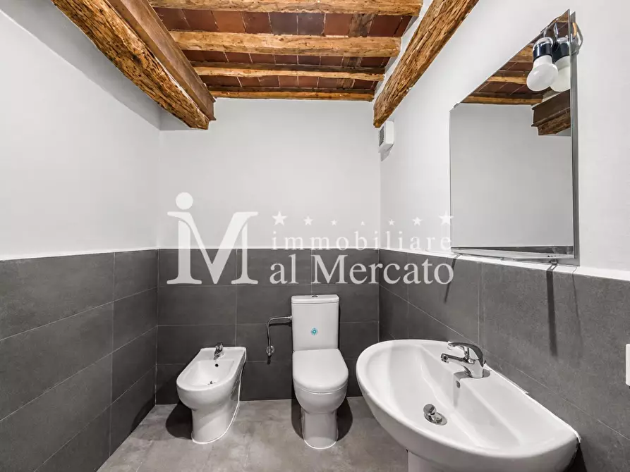 Immagine 27 di Terratetto in vendita  a Lucca