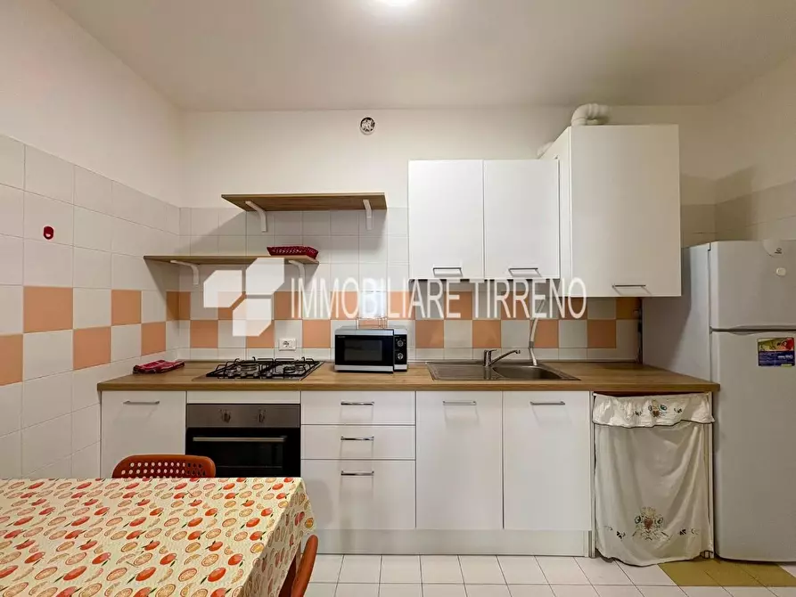Immagine 4 di Appartamento in vendita  a Massa