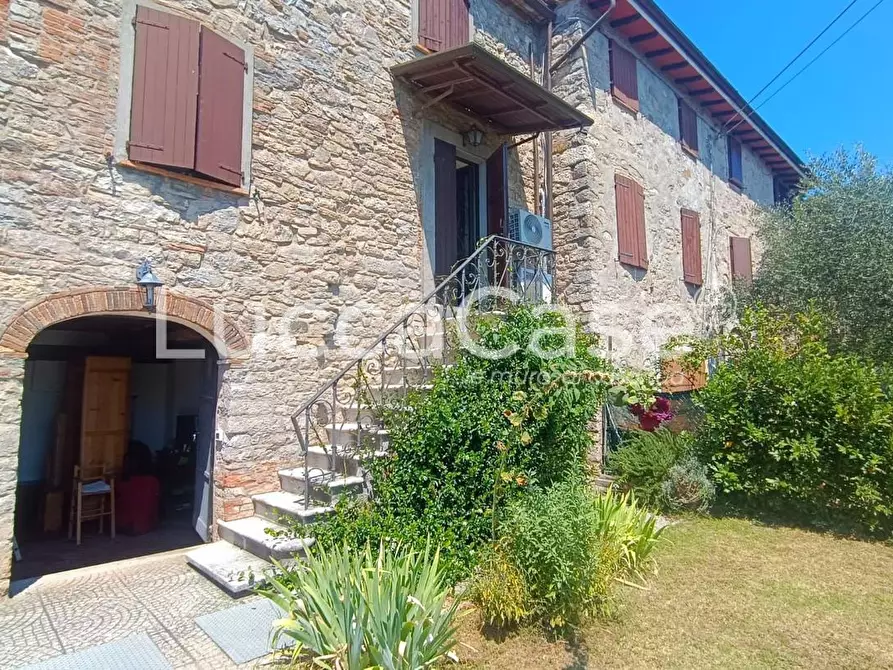 Immagine 4 di Rustico / casale in vendita  a Pescaglia