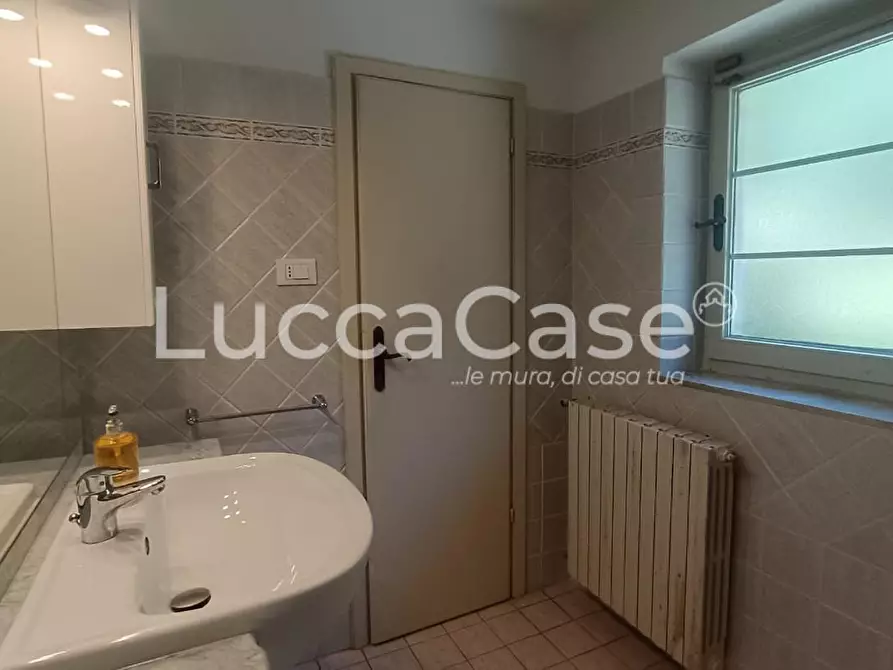 Immagine 23 di Rustico / casale in vendita  a Pescaglia