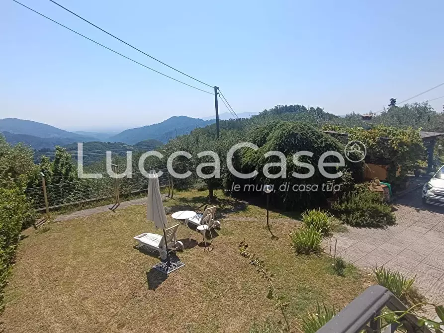 Immagine 9 di Rustico / casale in vendita  a Pescaglia