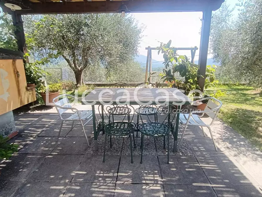 Immagine 5 di Rustico / casale in vendita  a Pescaglia