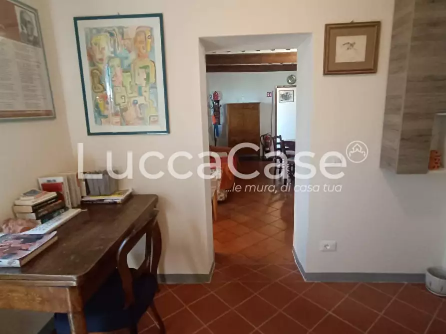 Immagine 15 di Rustico / casale in vendita  a Pescaglia