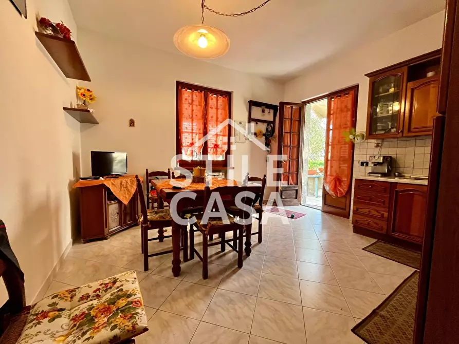 Immagine 3 di Casa semindipendente in vendita  a Lamporecchio