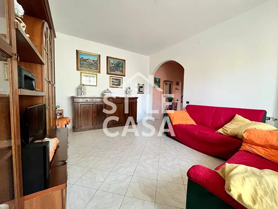 Immagine 4 di Casa semindipendente in vendita  a Lamporecchio