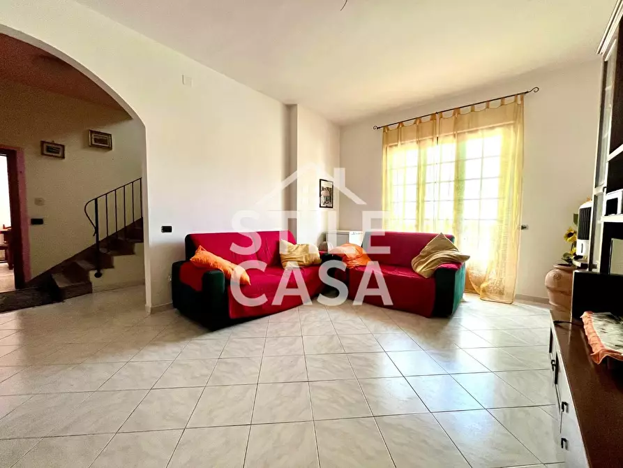 Immagine 6 di Casa semindipendente in vendita  a Lamporecchio
