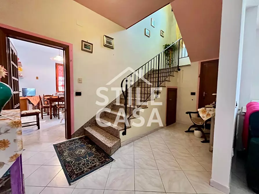 Immagine 10 di Casa semindipendente in vendita  a Lamporecchio