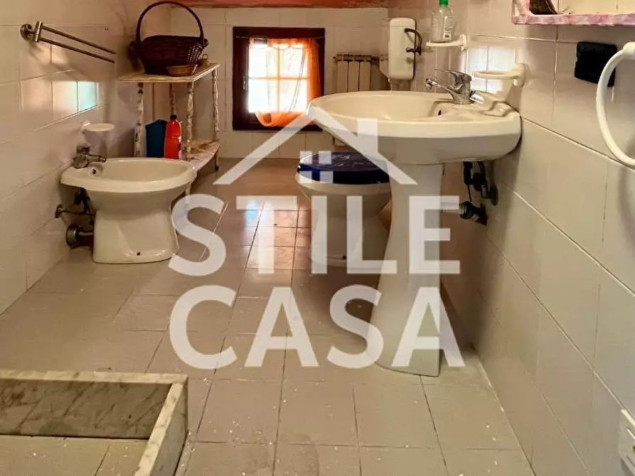 Immagine 23 di Casa semindipendente in vendita  a Lamporecchio