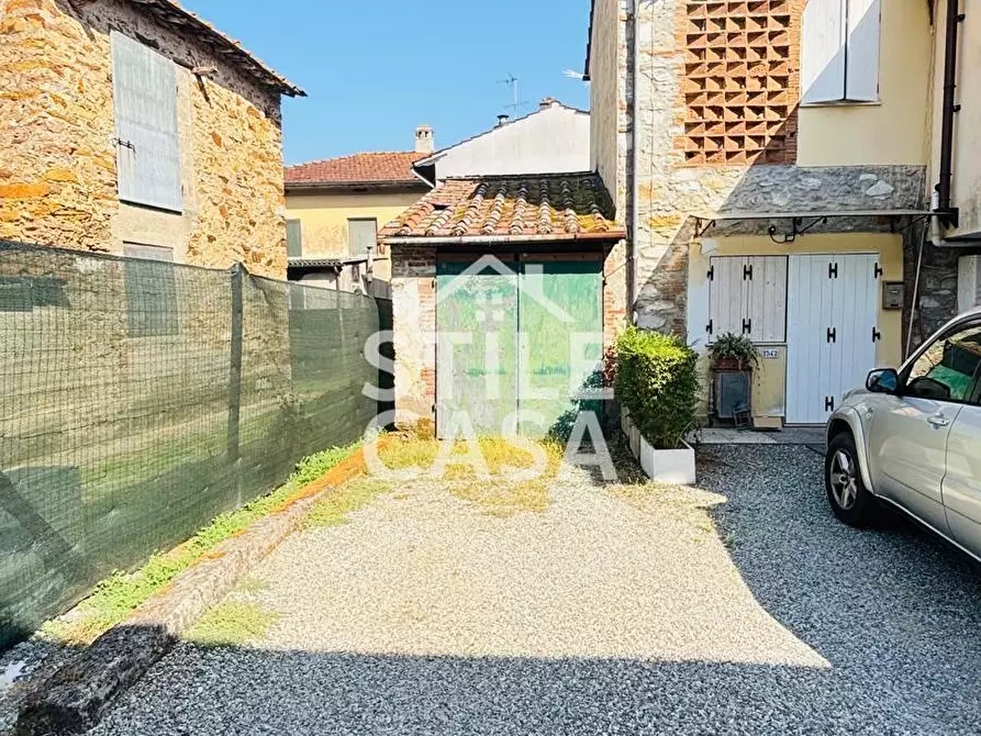 Immagine 35 di Terratetto in vendita  a Lucca
