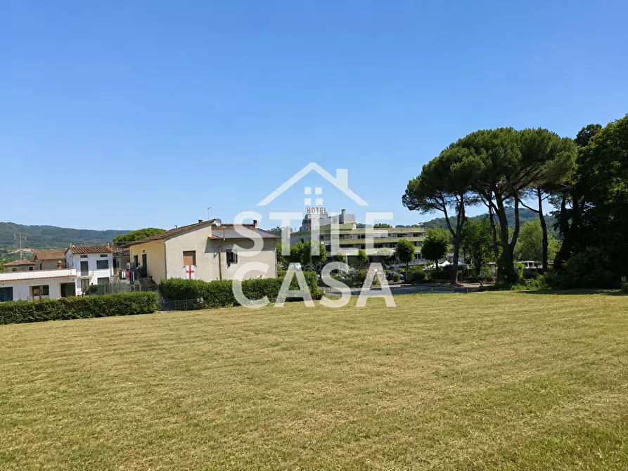 Immagine 4 di Attività artigianale in vendita  a Capannori