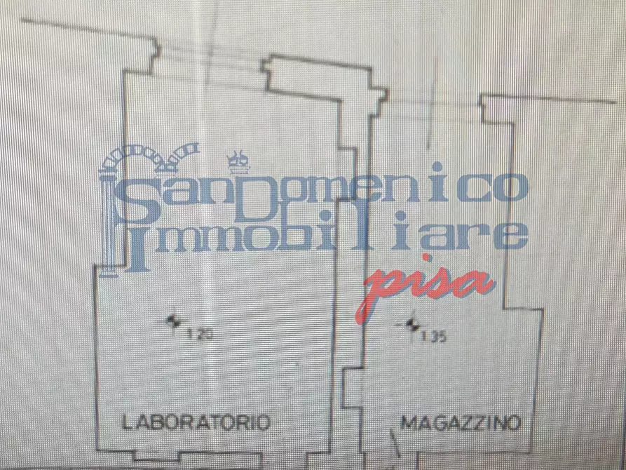 Immagine 1 di Magazzino in vendita  a Pisa