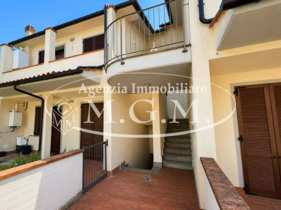 Immagine 15 di Appartamento in vendita  a Santa Maria A Monte