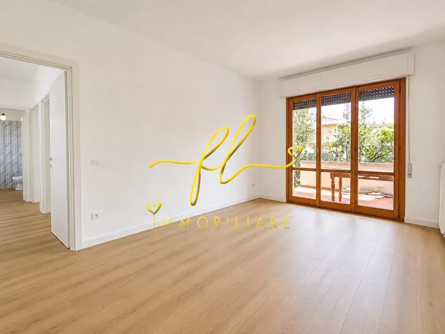 Immagine 4 di Appartamento in vendita  a Massa