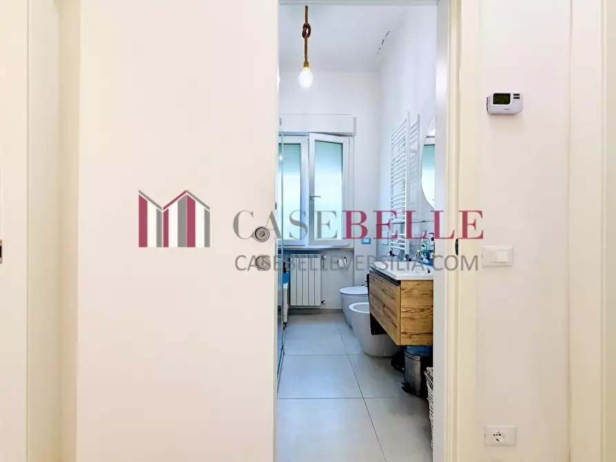 Immagine 21 di Casa semindipendente in vendita  a Viareggio