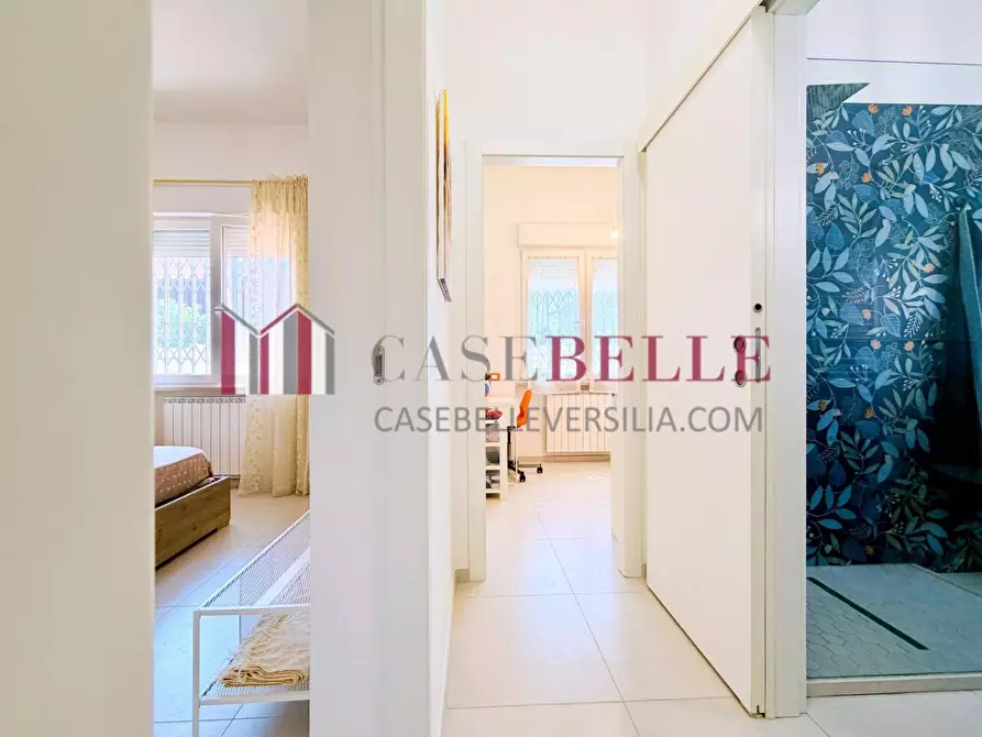 Immagine 16 di Casa semindipendente in vendita  a Viareggio