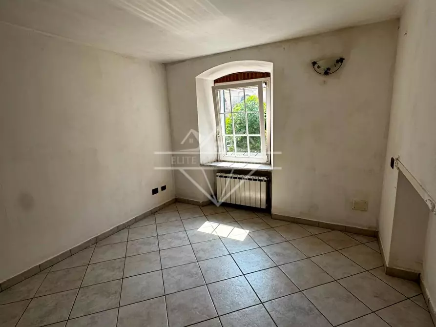 Immagine 14 di Casa bifamiliare in vendita  a Massa
