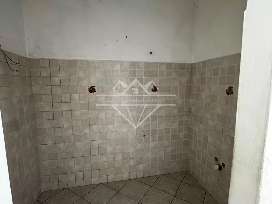Immagine 5 di Casa bifamiliare in vendita  a Massa