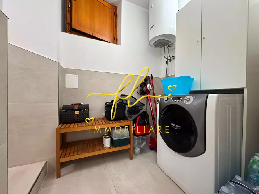 Immagine 17 di Appartamento in vendita  a Rosignano Marittimo