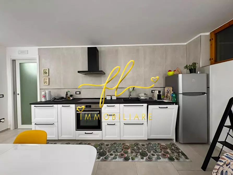 Immagine 9 di Appartamento in vendita  a Rosignano Marittimo
