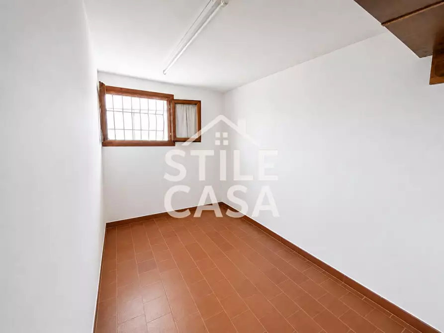 Immagine 8 di Casa indipendente in vendita  a Buti