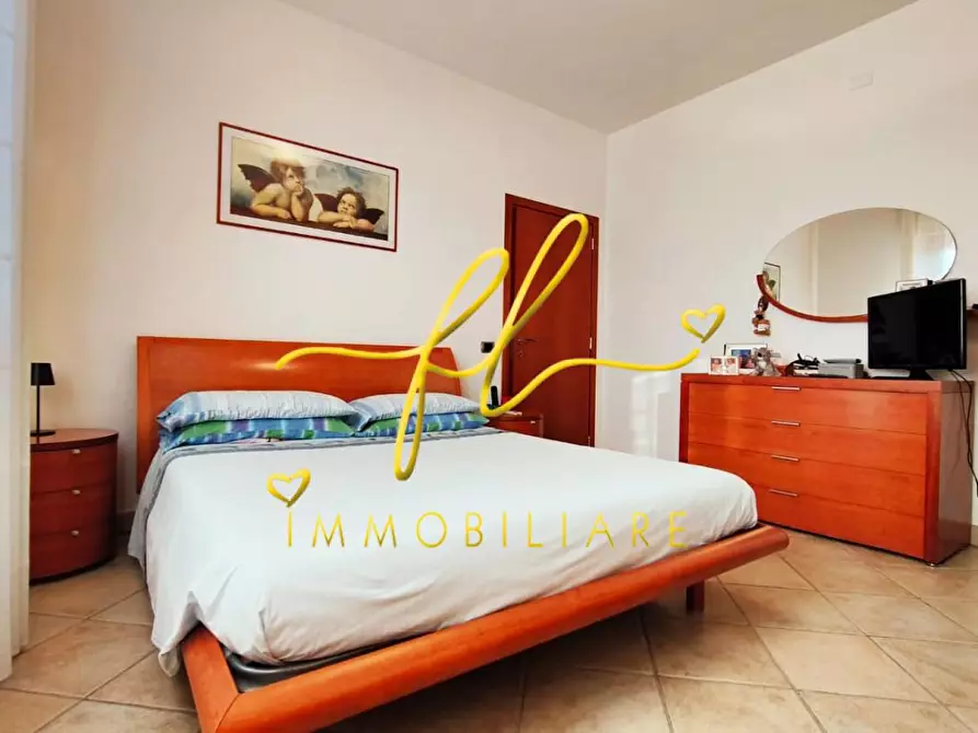 Immagine 19 di Appartamento in vendita  a Rosignano Marittimo