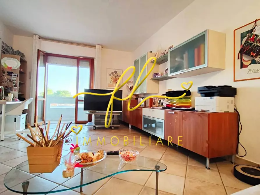 Immagine 6 di Appartamento in vendita  a Rosignano Marittimo