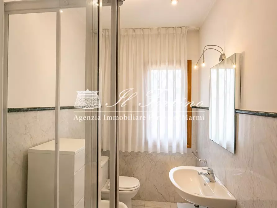 Immagine 10 di Casa bifamiliare in vendita  a Forte Dei Marmi