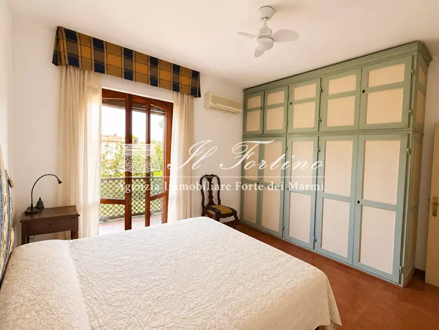 Immagine 16 di Casa bifamiliare in vendita  a Forte Dei Marmi