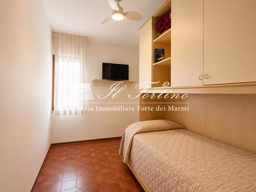 Immagine 13 di Casa bifamiliare in vendita  a Forte Dei Marmi