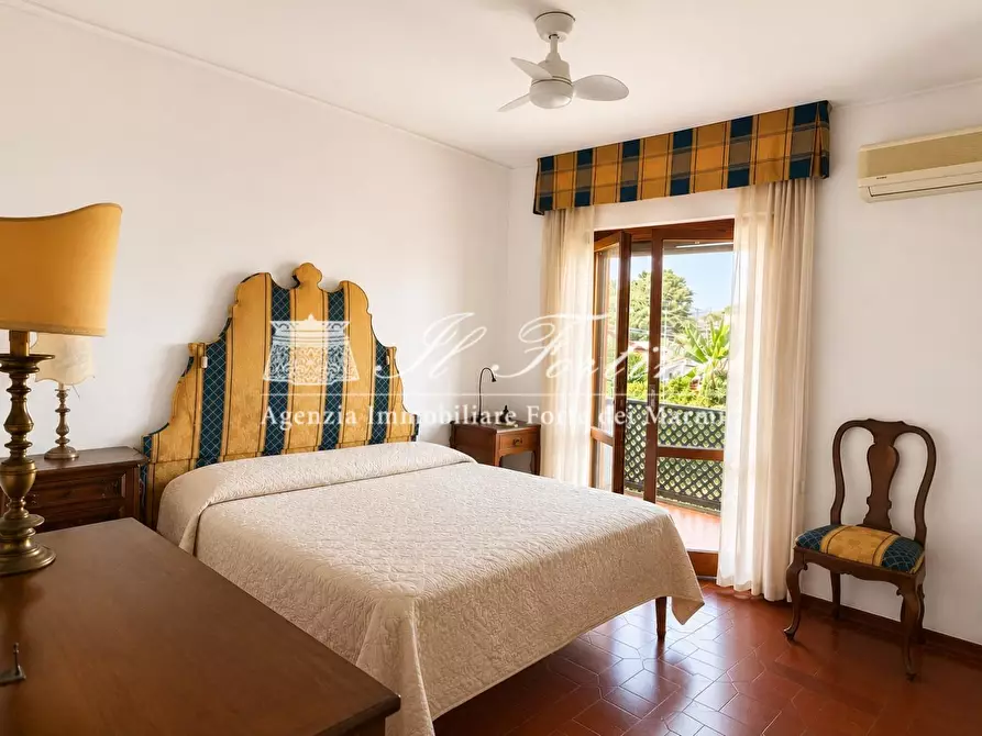 Immagine 14 di Casa bifamiliare in vendita  a Forte Dei Marmi