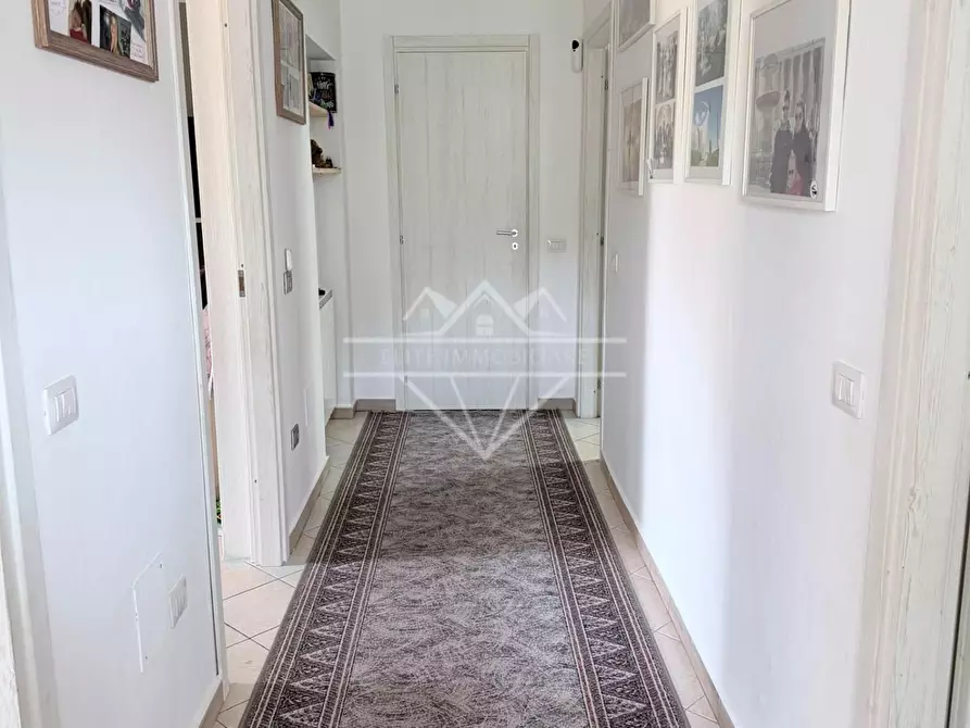 Immagine 6 di Porzione di casa in vendita  a Carrara