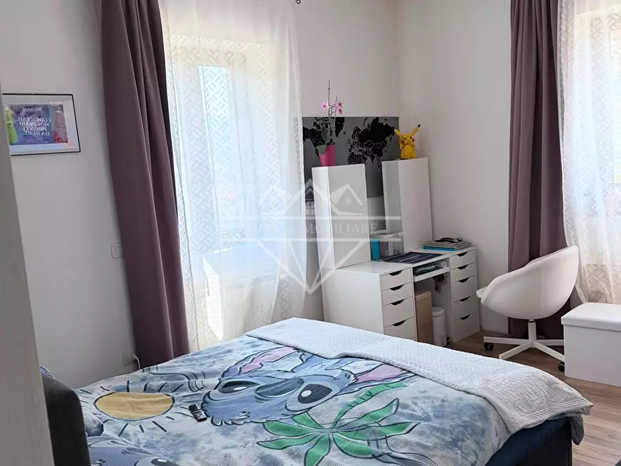 Immagine 13 di Porzione di casa in vendita  a Carrara