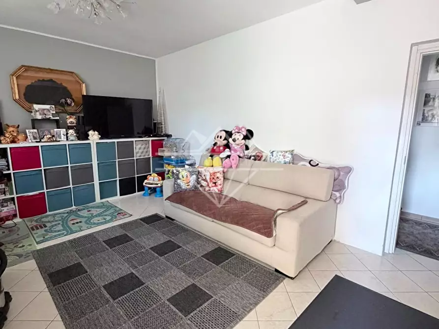 Immagine 5 di Porzione di casa in vendita  a Carrara