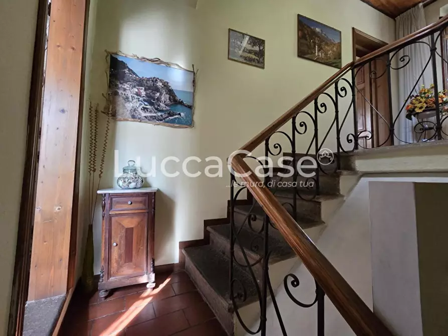 Immagine 11 di Casa indipendente in vendita  a Massarosa