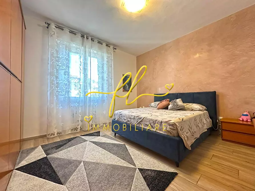Immagine 16 di Appartamento in vendita  a Cecina