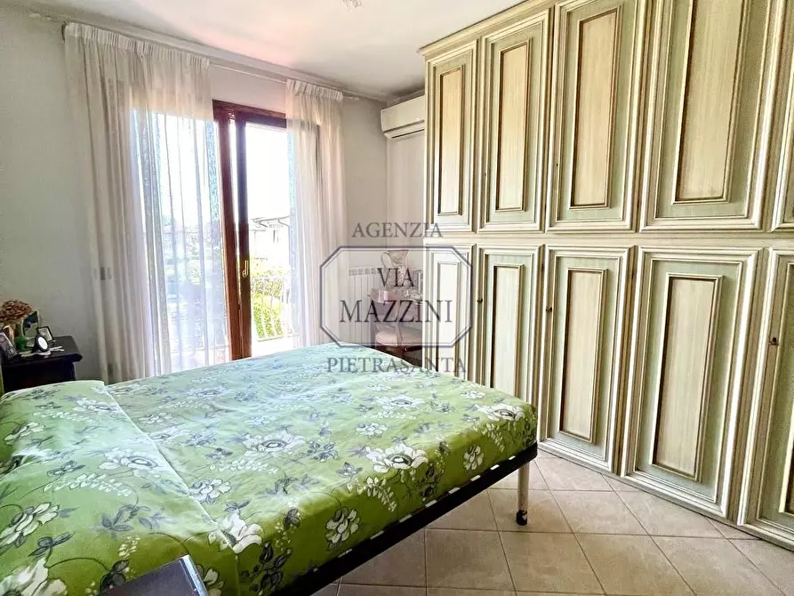 Immagine 5 di Casa bifamiliare in vendita  a Pietrasanta