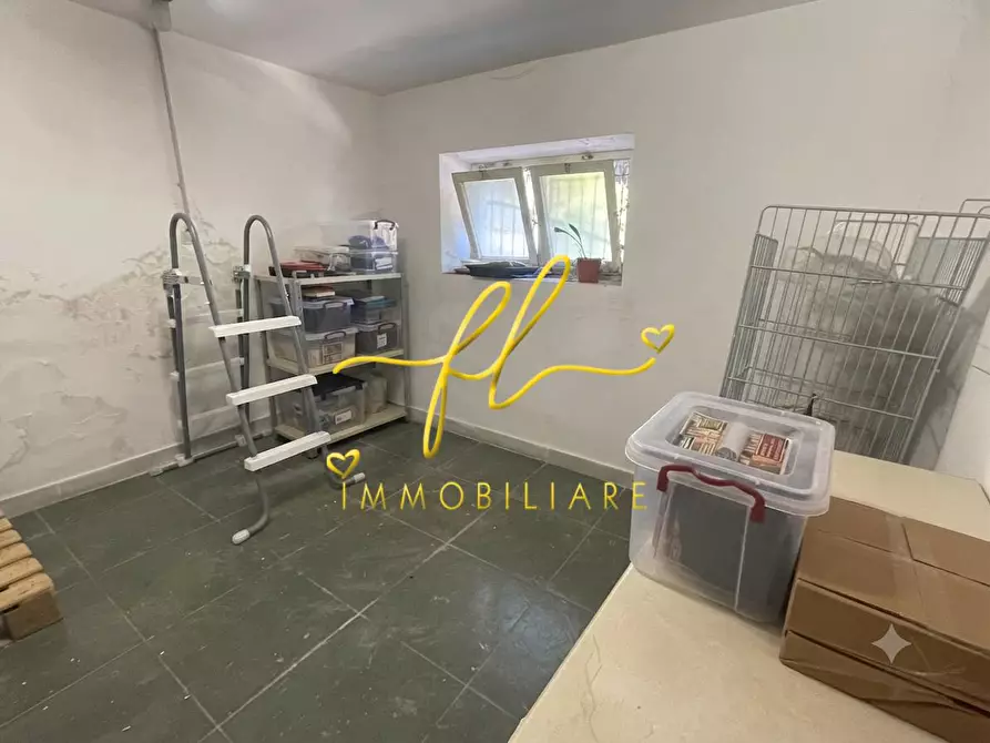 Immagine 28 di Appartamento in vendita  a Carrara